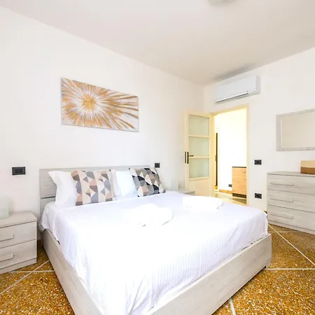 Hostly-casa Serena-near The Town Center