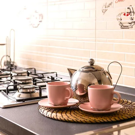 Hostly-casa Serena-near The Town Center 아파트 피사